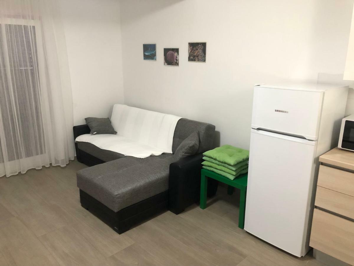 Apartmani Marko Baška Exteriör bild